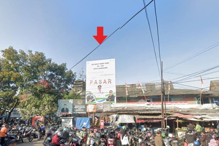 1 Panel Horizontal Static Billboard at Jl. Astana Anyar, Bandung, Jawa Barat 