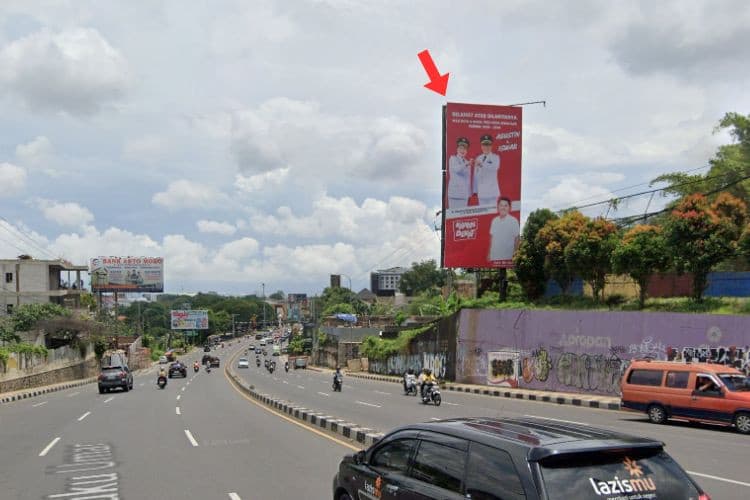 1 Sided Vertical Static Billboard di Jl. Teuku Umar, Semarang, Jawa Tengah  (near Yayasan Budiluhur B)