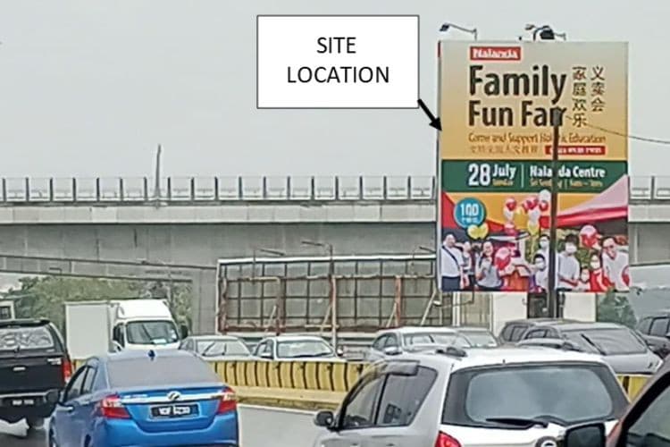 1 Sided Vertical Minipole Billboard at Jalan Besar, Seri Kembangan, Selangor (in front South City Plaza)