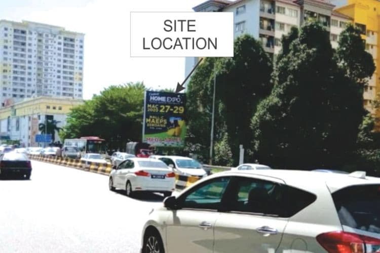 1 Sided Vertical Minipole Billboard at Jalan Besar, Seri Kembangan, Selangor (towards South City Plaza) (B)