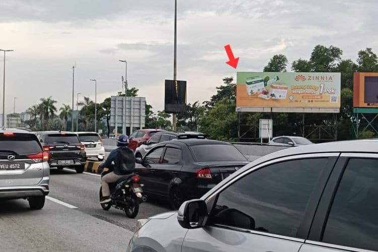 1 Panel Horizontal Spectacular Billboard at LDP Sunway - Puchong KM19.4, Puchong, Selangor (after tol)