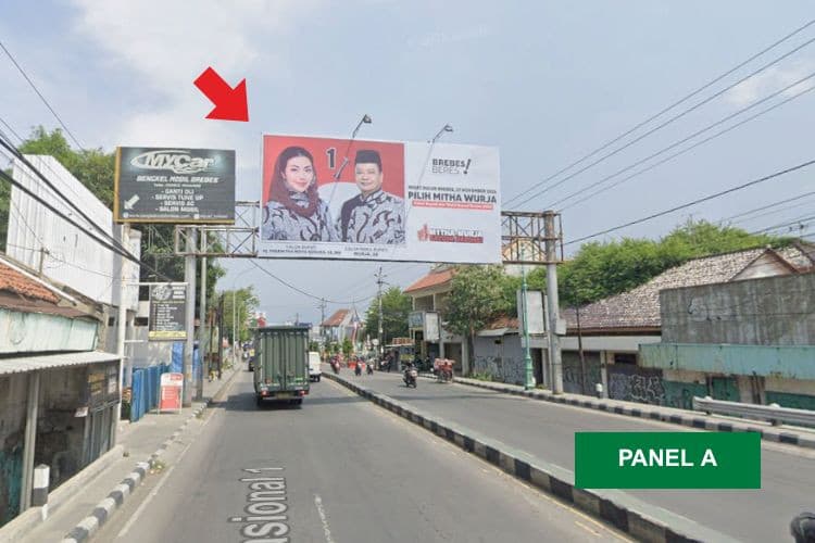 2 Sided Horizontal Bando Billboard at Jl. Pangeran Diponegoro, Brebes, Jawa Tengah  (Bengkel Mobil Brebes MyCar)