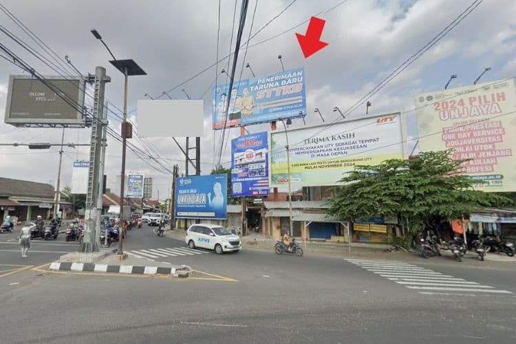 1 Panel Horizontal Static Billboard at Jl. SIliwangi, Yogyakarta, Daerah Istimewa Yogyakarta  (Intersection Gamping)