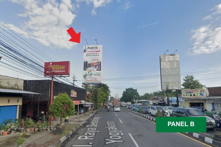 1 Panel Vertical Static Billboard at Jl. Magelang, Yogyakarta, Daerah Istimewa Yogyakarta  (South Side of Sleman City Hall B)