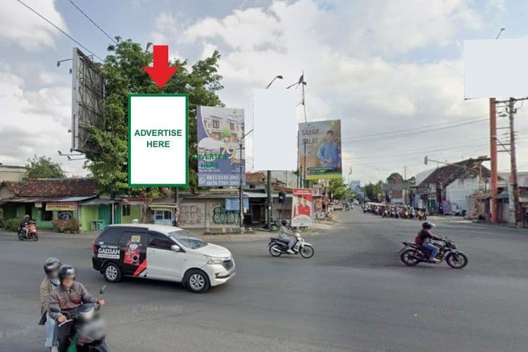 1 Panel Vertical Static Billboard at Jl. Bantul, Yogyakarta, Daerah Istimewa Yogyakarta  Intersection Dongkelan (4)