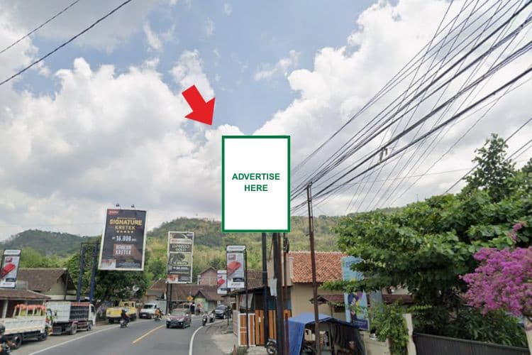 1 Panel Vertical Static Billboard at Jl. Wonosari, Yogyakarta, Daerah Istimewa Yogyakarta  (T-Junction Piyungan)