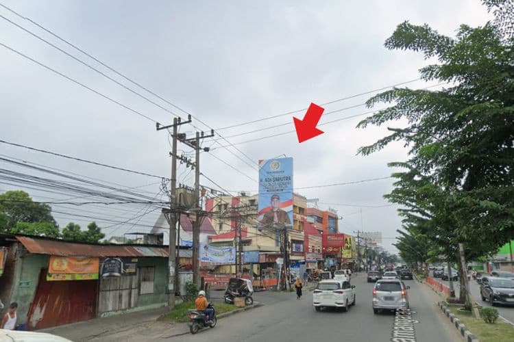 1 Panel Vertical Static Billboard at Jl. Sisingamangaraja, Medan, Sumatera Utara  (Nearby Lexus Medan Tower)