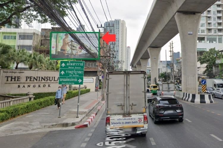1 Panel Classic Billboard Billboard at Charoen Nakhon Road, Khlong San, Bangkok (In front of the Peninsula Hotel)