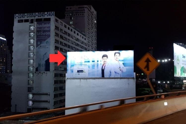 1 Panel Horizontal Classic Billboard Billboard at Ratchaprarop 12 Alley, Bangkok, Ratchathewi, Bangkok Makkasan