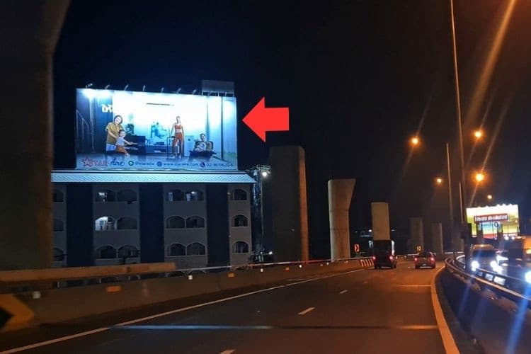 1 Panel Horizontal Classic Billboard Billboard at Chalerm Maha Nakhon Expy, Bangkok, Rat Burana, Bangkok (Dao Kanong-Rama 2)