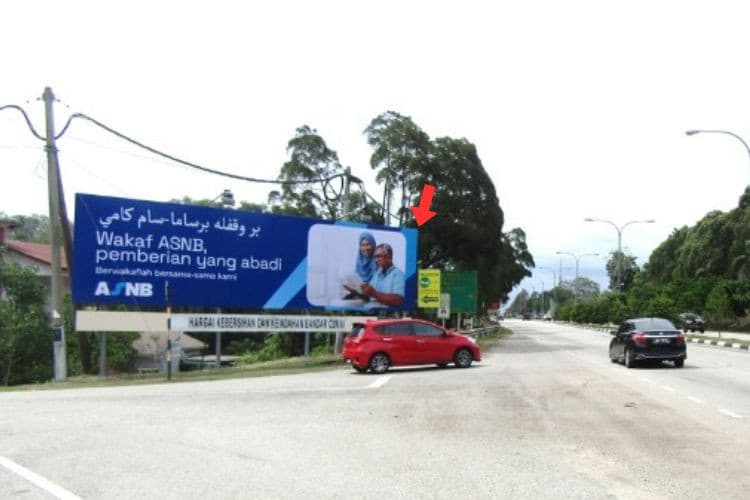 1 Panel Free Standing Billboard at Jalan Kuantan-Kemaman/Laluan Persekutuan 3, Chukai, Terengganu (opposite Masjid Geliga Kemaman)