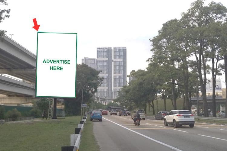 1 Panel Vertical Digital Screen Billboard at Jalan Sungai Besi, Kuala Lumpur