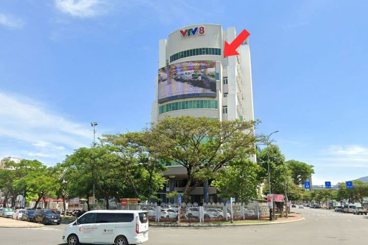 1 Horizontal Digital Screen Billboard at Dragon Bridge - Bach Dang, Da Nang City (VTV8)