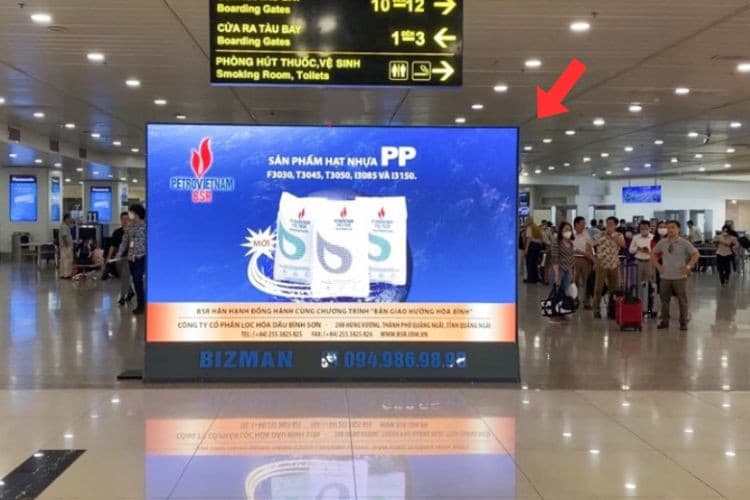 1 Sided Horizontal Airport LED Screen Billboard at Noi Bai International Airport, Ha Noi City (Hall C)
