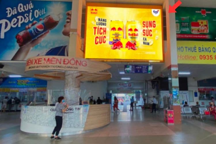 1 mặt tại Bến xe miền Đông cũ, đường Đinh Bộ Lĩnh, quận Bình Thạnh, TP. Hồ Chí Minh.