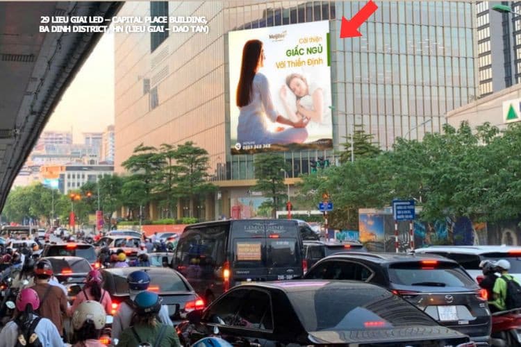 1 Sided Vertical LED Screen Billboard at 29 Lieu Giai, Ba Dinh District, Ha Noi City (Capital Place Building)