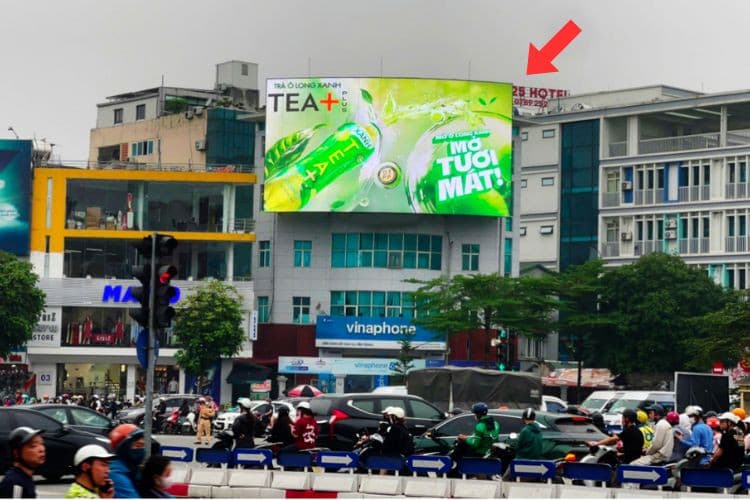 1 Sided Horizontal LED Screen Billboard at 22 Dong Cac, Dong Da District, Ha Noi City (O Cho Dua Intersection)