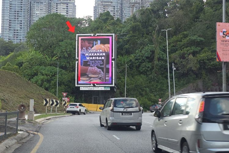 1 Panel Vertical Digital Screen Billboard at Persiaran Dutamas 1, Kuala Lumpur (opposite Publika)