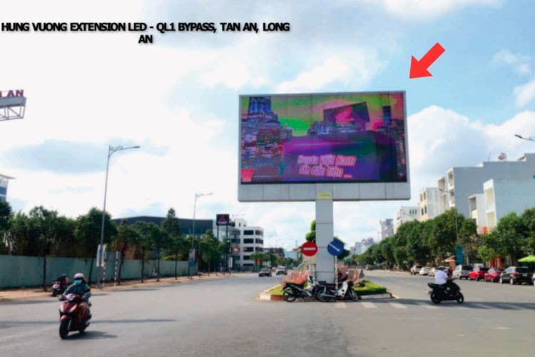 1 Panel Horizontal LED Unipole Billboard at QL1A - Hung Vuong, Tan An Ward, Tay Ninh