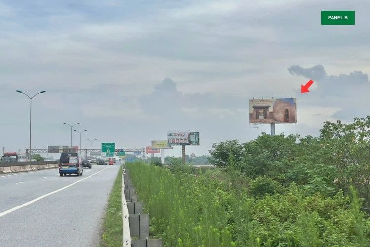 Horizontal Unipole Billboard at Km21/211, Dai Xuyen, Ha Noi City
