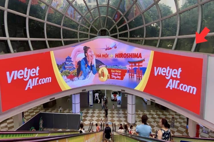 1 Sided Horizontal Curved LED Screen Billboard at 458 Minh Khai, Vinh Tuy Ward, Ha Noi City (Vincom Mega Mall Times City)
