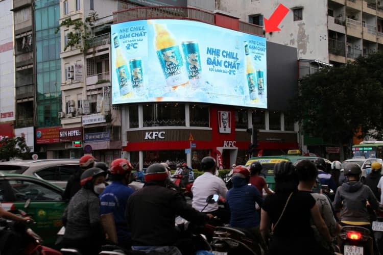 Biển quảng cáo 3D có khả năng tạo hình, 1 mặt, nằm ngang tại số 78 Lê Lai, Phường Phạm Ngũ Lão, TP. Hồ Chí Minh (đối diện AB Tower).