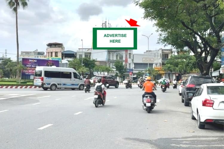 1 Panel Horizontal Wallscape Billboard at 282 Nguyen Tri Phuong, Thanh Khe Ward, Da Nang City (Nguyen Tri Phuong Roundabout)