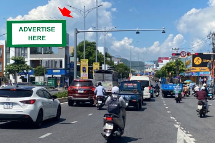 1 bảng quảng cáo treo tường nằm ngang tại 107 Tôn Đức Thắng, phường Hoà An, TP. Đà Nẵng