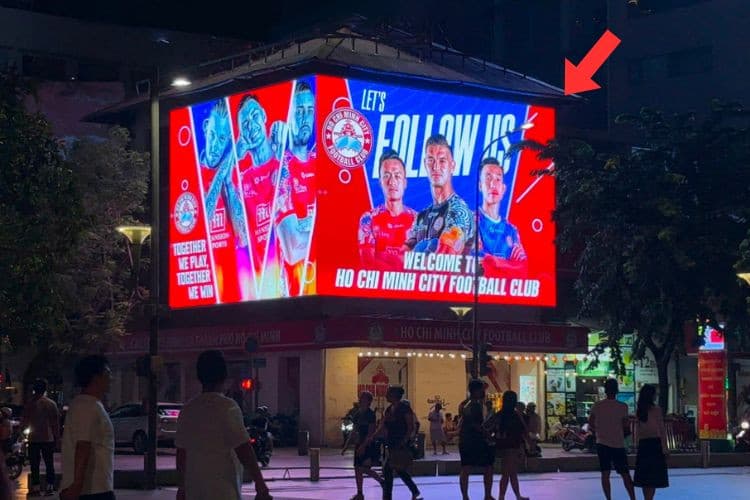 1 Horizontal Corner LED Screen Billboard tại 12Bis Nguyen Hue, District 1, Ho Chi Minh City (Nguyen Hue Walking Street)
