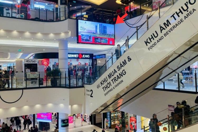 1 Panel Horizontal LED Screen Billboard at Aeon Mall Long Bien, Bo De Ward, Ha Noi City (LED escalator)
