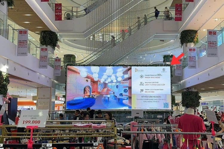 1 màn hình LED tại Phạm Văn Đồng, Phường Hiệp Bình, TP. Hồ Chí Minh (Gigamall)