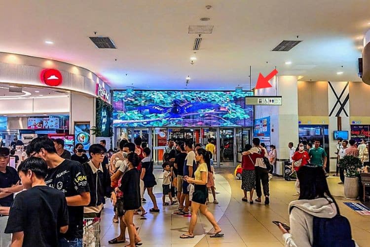 Horizontal LED Screen Billboard at 30 Tan Thang, Tay Thanh, Ho Chi Minh City (AEON MALL Tan Phu)