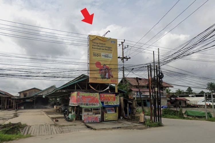 1 Panel Vertical Static Billboard at Jl. Rimbawan (Simpang 3 Jl. Teuku Umar), Karang Anyar, Sungai Kunjang, Samarinda, Kalimantan Timur