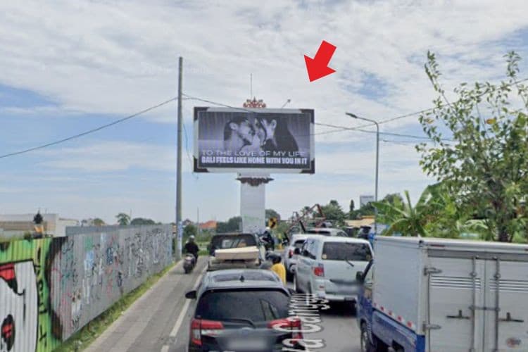 1 Panel Horizontal Videotron Billboard at Jl. Shortcut Canggu, Badung, Bali 