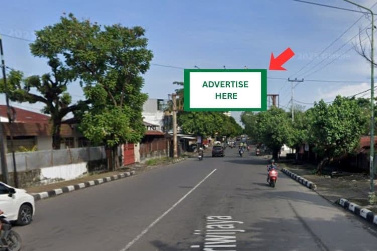 1 Panel Vertical Bando Billboard at Jl. Sriwijaya, Mataram, Nusa Tenggara Barat  (near Bara Cell)