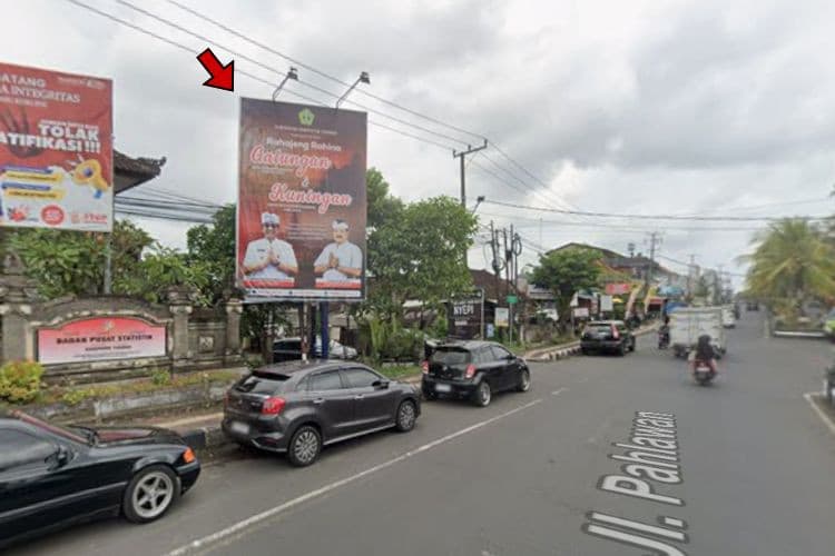 1 Panel Vertical Baliho Billboard at Jl. Pahlawan, Tabanan, Bali  (nearby Badan Pusat Statistik Tabanan)