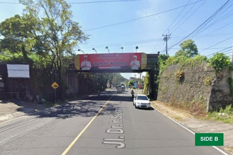 Bando Billboard at Jl. Dr. Ir. Soekarno, Tabanan, Bali  - Day View, Side B