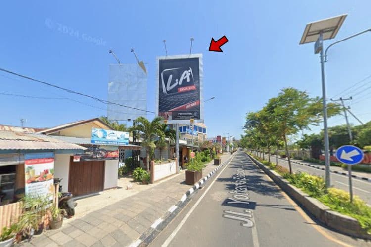 1 Panel Vertical Baliho Billboard at Jl. Bandara, Labuan Bajo, Manggarai Barat, Nusa Tenggara Timur  (in front of Komodo International Airport)