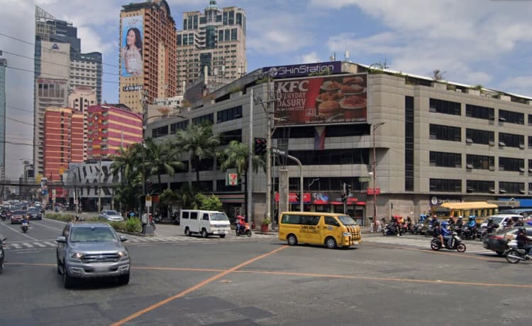 1 Panel Horizontal Digital Screen Billboard at Makati Ave. cor. Buendia Ave., Makati, Metro Manila (On the Facade of Makati Executive Building Center)