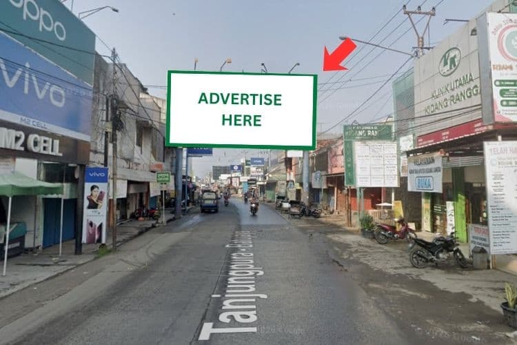 1 Panel Horizontal Bando Billboard at Jl. Raya R.Dengklok, Karawang, Jawa Barat  (near Store Cline Ponsel)