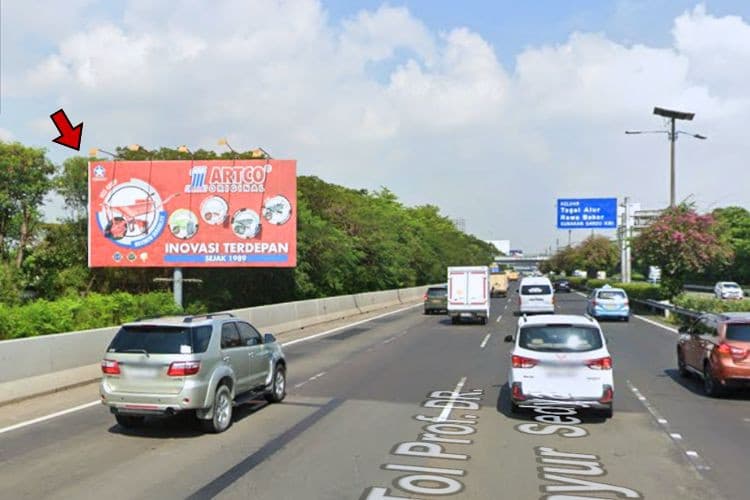 1 Sided Horizontal Static Billboard at Jl. Tol Airport Prof. Sedyatmo KM 30+240A, Jakarta Barat, DKI Jakarta 