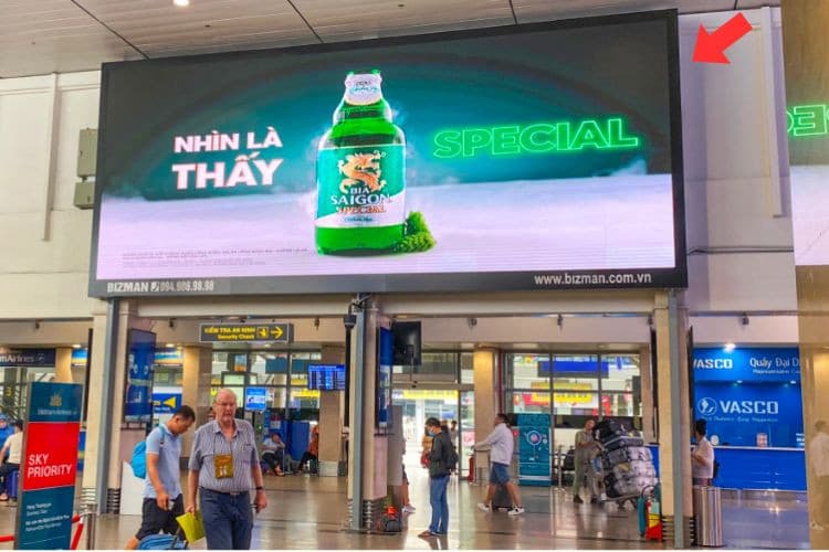 1 Sided LED Screen Billboard tại Tan Son Nhat International, Tan Binh, Ho Chi Minh City (Terminal 3)