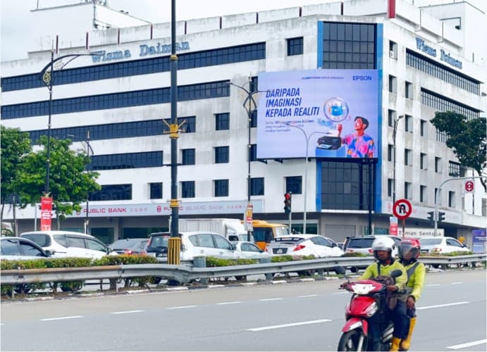 1 Panel Horizontal Digital Screen Billboard at Jalan Tebrau, Johor Bahru, Johor (on Wisma Daiman)