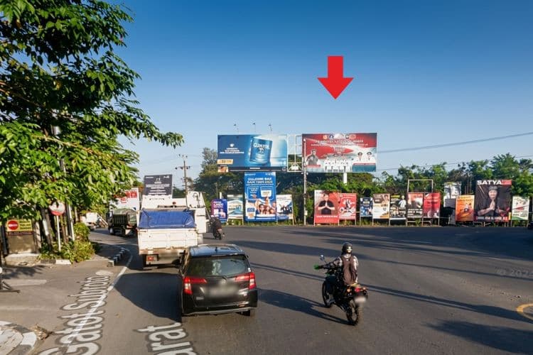 1 Panel Horizontal Static Billboard at Jl. Gatot Subroto Barat  - Jl. Padang Luwih, Kuta Utara, Badung, Bali (intersection Gatot Subroto)