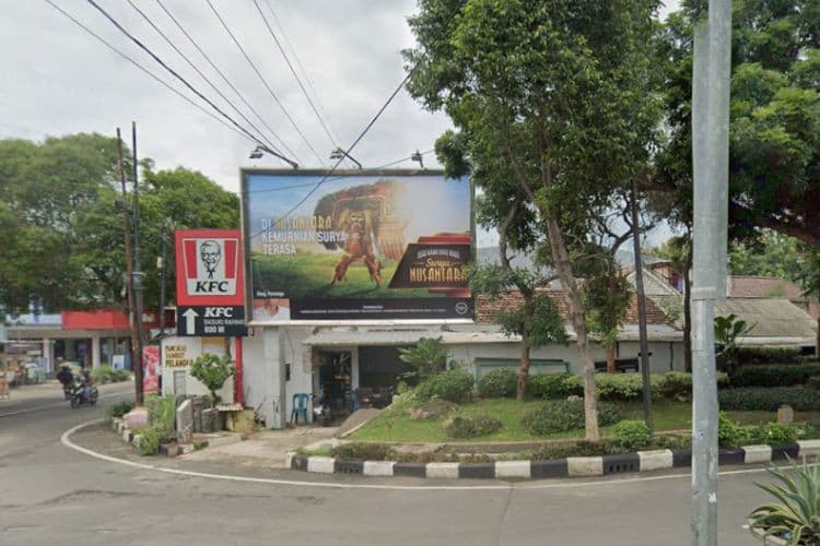 1 Panel Horizontal Static Billboard at Jl. Gedongombo, Tuban, Jawa Timur (intersection Jl. Pahlawan)