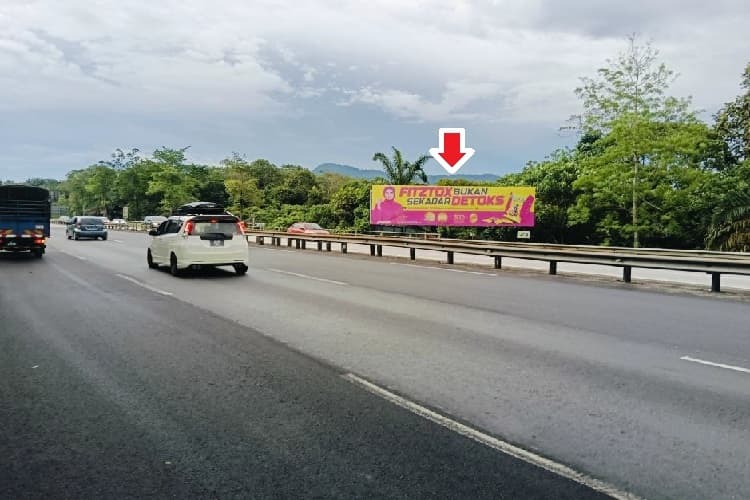 1 Sided Free Standing Billboard at KM329.2 from Slim River/ Bidor to Tapah Interchange/Gopeng/Ipoh, Perak