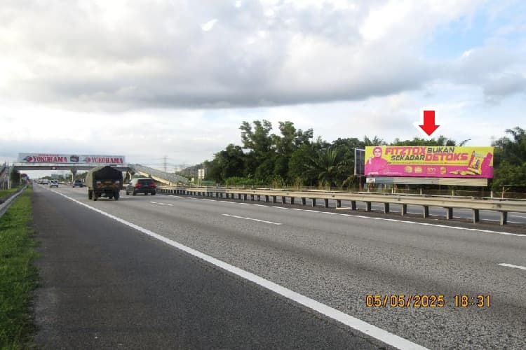 1 Sided Free Standing Billboard at KM192 PLUS Highway from Bukit Merah, Perak