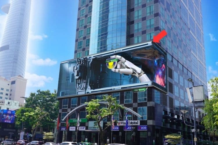 1 Panel Horizontal Corner LED Screen Billboard at 115 Nguyen Hue, Sai Gon, Ho Chi Minh City (Sunwah Tower)