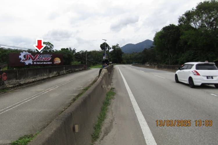 1 Panel Free Standing Billboard at Karak Highway KM74.1, Karak, Pahang (to Kuantan)