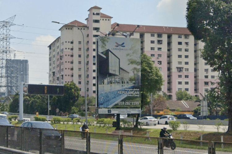 2 Sided Minipole Billboard at Sungai Besi KM307 (PLUS & Besraya Highway View), Kuala Lumpur